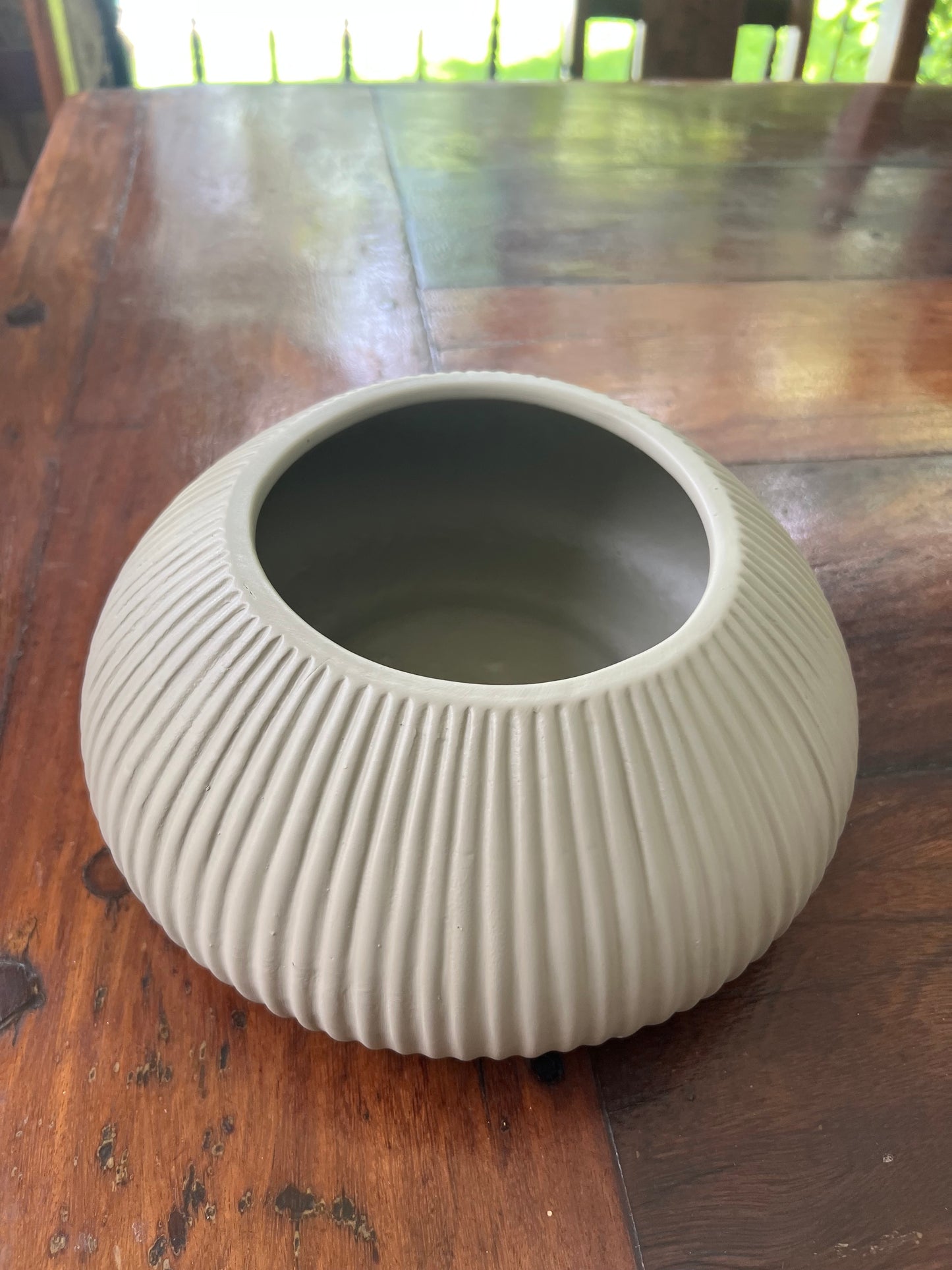 Ceramic-Urchin Vase